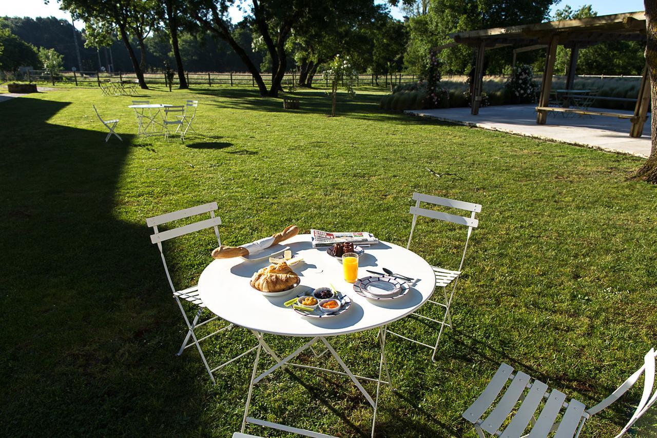 Les Cinq Sens Du Chateau Mayne Lalande Hotel Castelnau-de-Médoc Esterno foto
